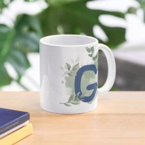 taza con iniciales